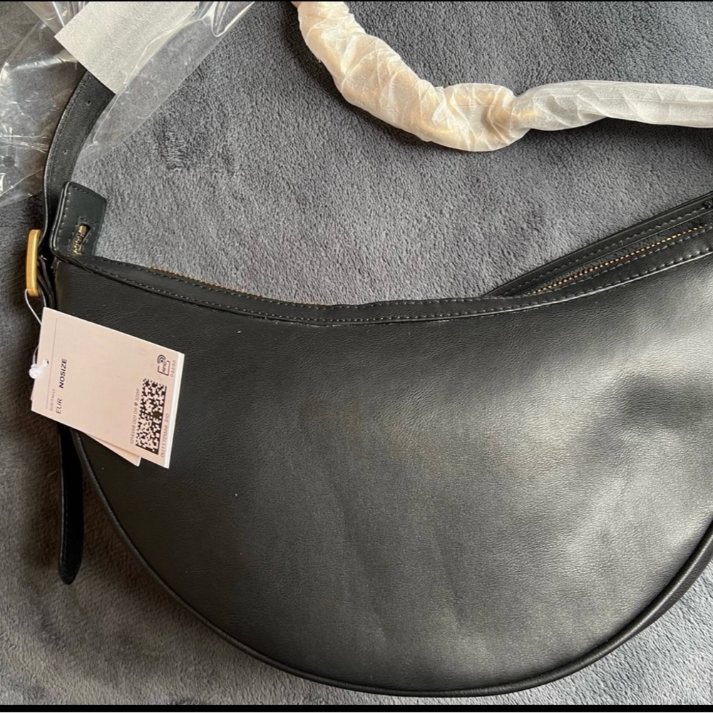 Chic Black Leather Bag